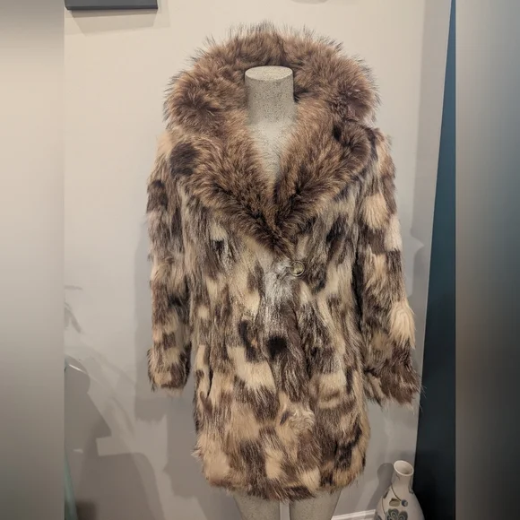 Vintage Patchwork Coyote Fur Coat Reversible Hippy Floral Pattern Sz M - Picture 3 of 8